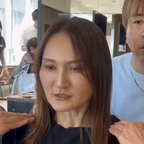 「希望通りにならなくて自分で切った」髪のボリューム感に悩む女性→前髪・顔まわりカットで「ふんわりヘア」にスタイルチェンジ