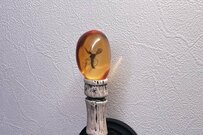 【ピンときたら映画好き】名作映画を思い出す杖が話題に　「BGMが聞こえる」「持ってる人の顔も出てくる」