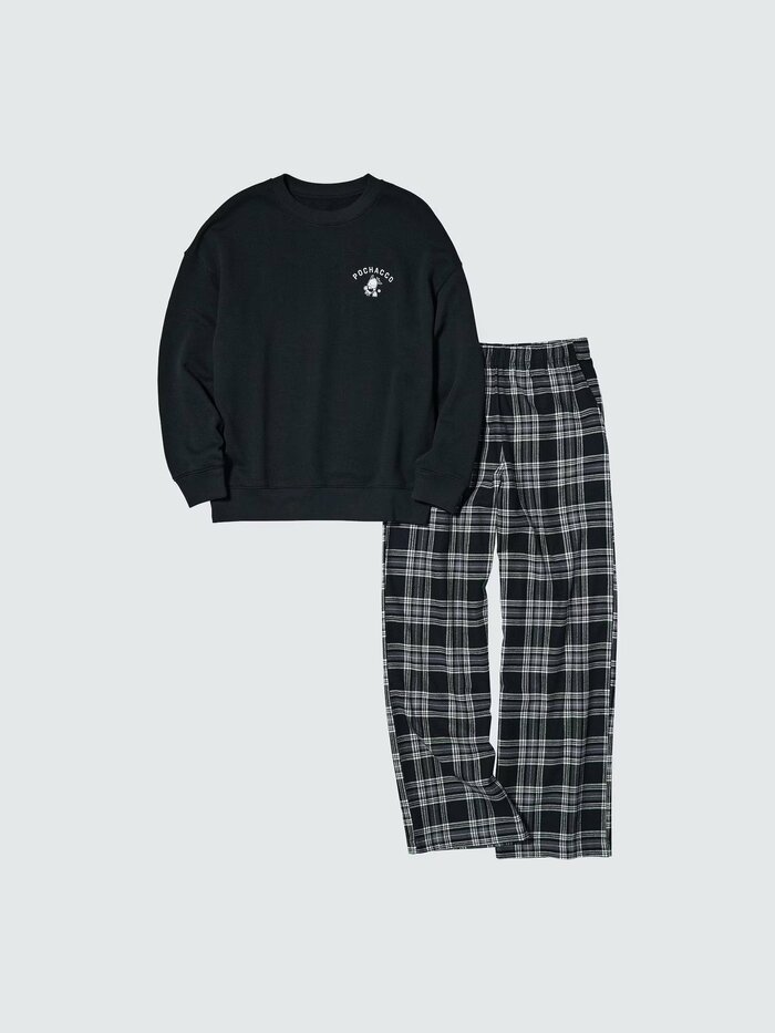 クールなブラックのセットには大人気のポチャッコ