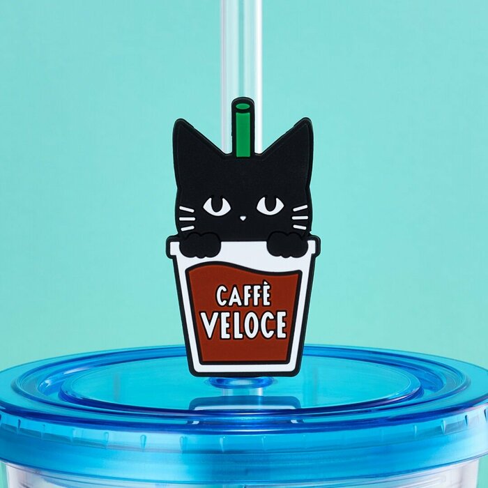 頭にストローを乗せた黒ねこのストローマーカーも付属