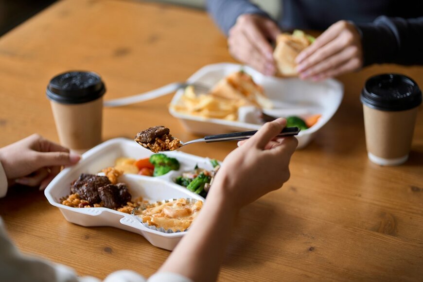 「1日の昼食代」で1000円以上使う人の割合を調査　14％の人の回答から見える日本の現在