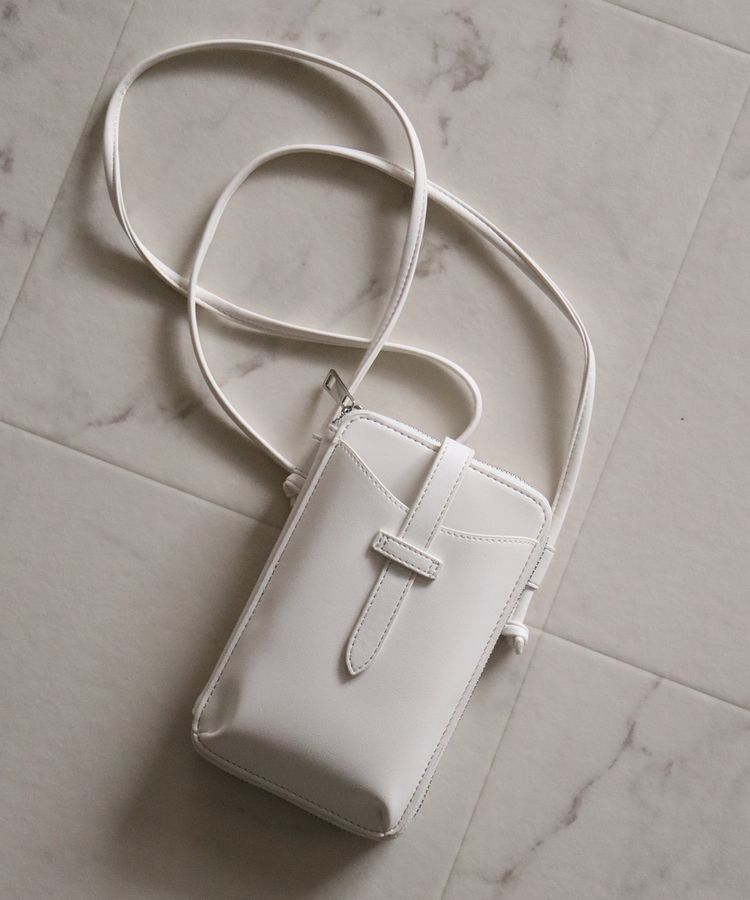 出所：ハニーズ　マルチミニショルダー