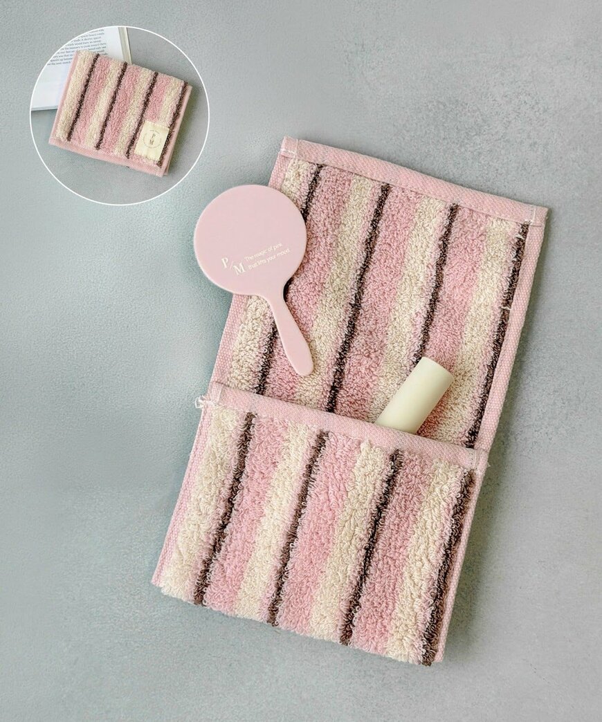 出所：パルグループ公式ファッション通販サイト 3COINS タオルポーチ