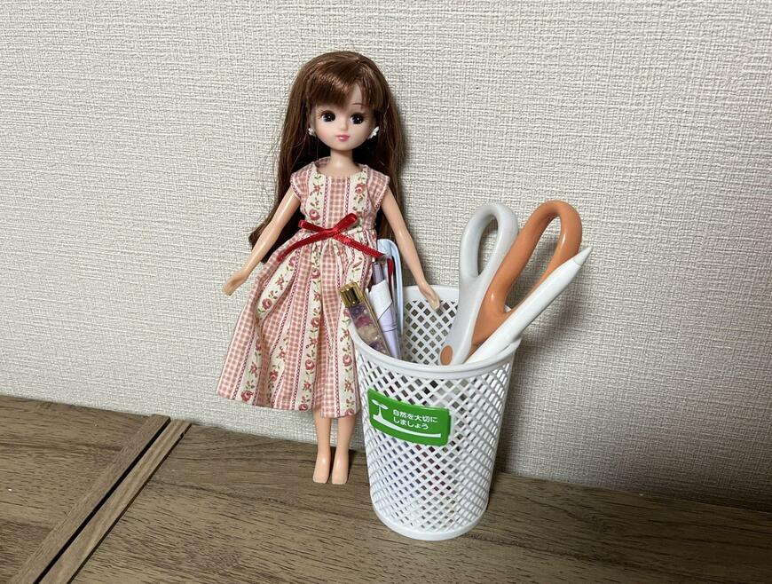 キャンドゥ、ゴミ箱型ペンスタンド画像