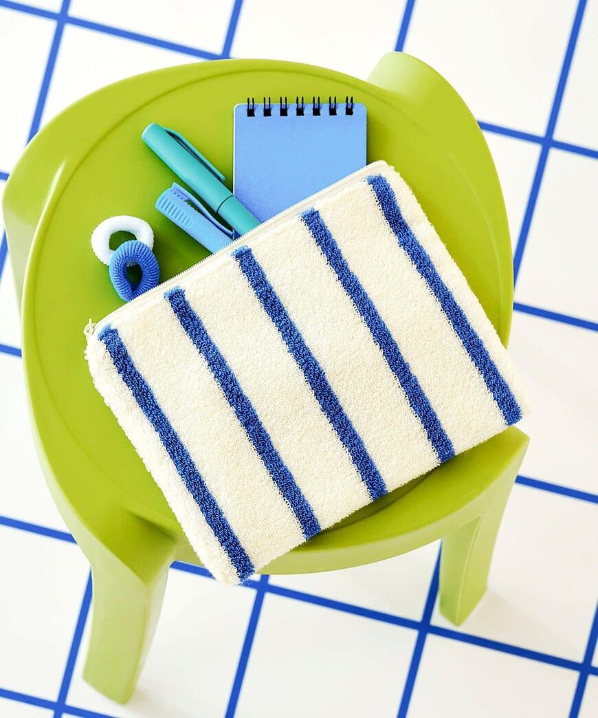 3COINS、フラットポーチ商品画像