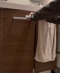 賃貸3LDKの〈洗面台下収納〉→無印良品とダイソーアイテムで3児ママがDIY！清潔感あふれる〈ホテルライクな収納空間〉に大変身