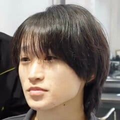 黒髪からシルバーにしたい男性→プロの手で…おしゃれな〈ホワイトシルバー〉へとカラーチェンジ！「カッコよすぎる」の声