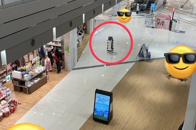 埼玉県・イオンモール川口で撮影された1枚の写真「あの猫型配膳ロボット」が迷子だと話題に…