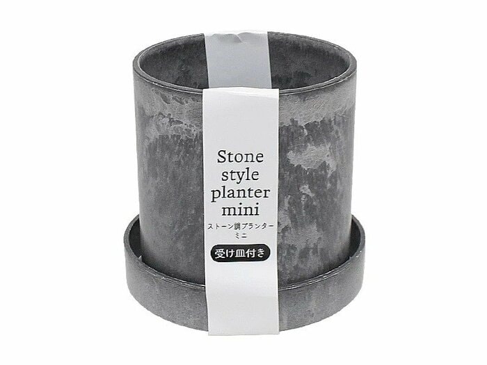 外径6.5cm、高さ7cmの丸型ミニポット