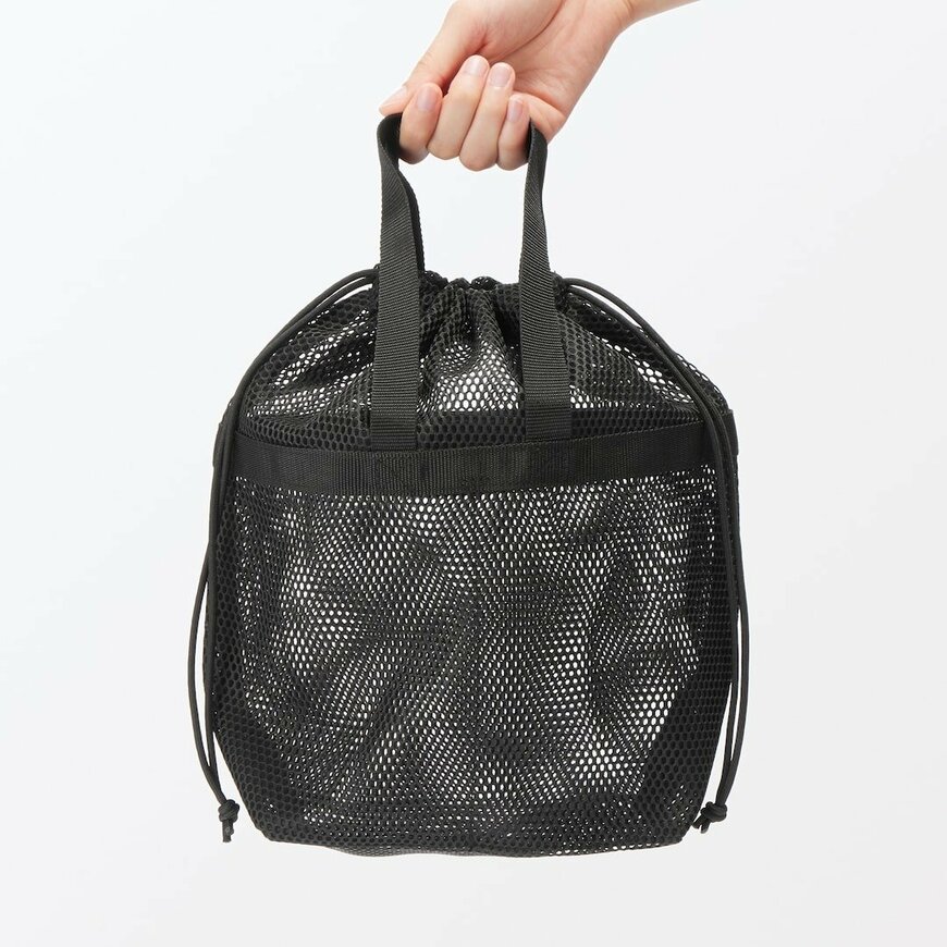 出所：無印良品ネットストア　立体メッシュ持ち手付き巾着