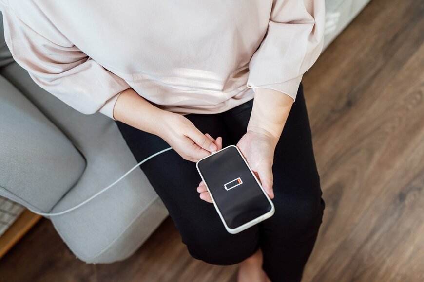 【スマホにも休息】高校生が制作したワイヤレス充電器に目を疑う　発想に驚きの声