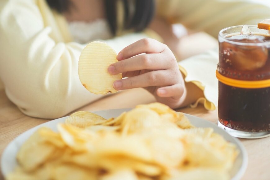 【夏休みの食生活】親子の戦い！ アイス、お菓子、スーパーのお惣菜…