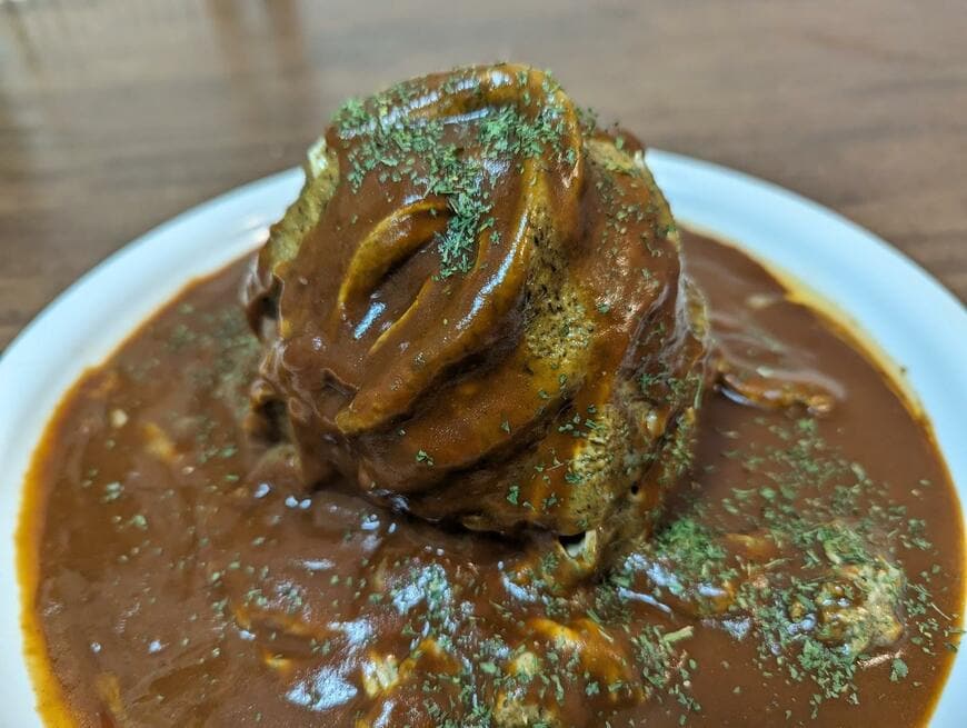 カニみそを使ったオムライス