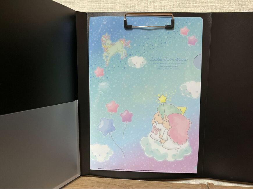 ダイソー、4面クリップボード(スタンドタイプ)画像