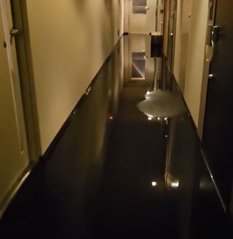 浸水後のマンションの様子