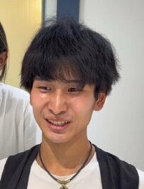 彼女の好みに合わせて男性がイメチェン　想像以上にカッコよくなった姿に反響