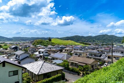 ドラモリ、ジョイフル、ブラモン…　佐賀県鳥栖市で撮影された1枚が「九州らしさ満載」と注目集まる