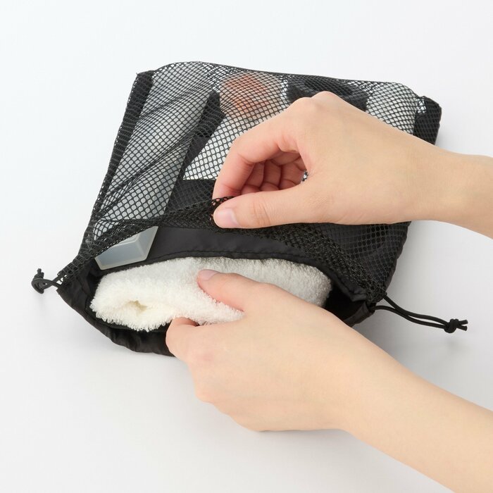 無印良品で話題の「ポリエステルメッシュ巾着ダブルタイプ」