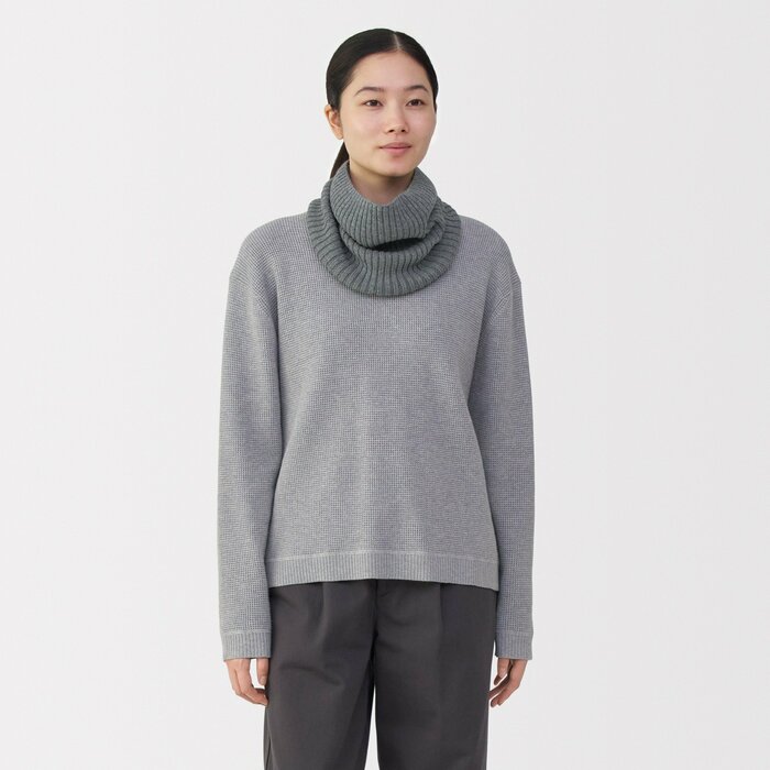 「首のチクチクを抑えたメリノウール混 ネックウォーマー」