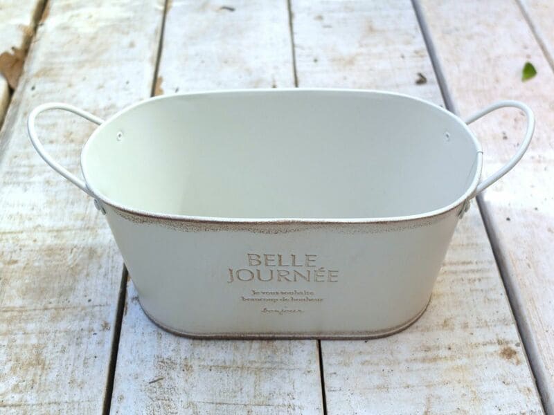 ダイソー、フレンチ風アイアンポット（オーバール型、取手付）筆者撮影写真