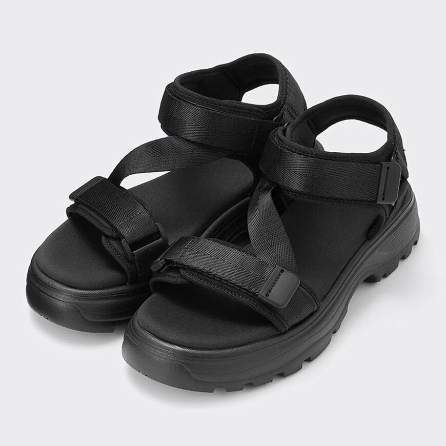 画像出所：GU公式オンラインショップ