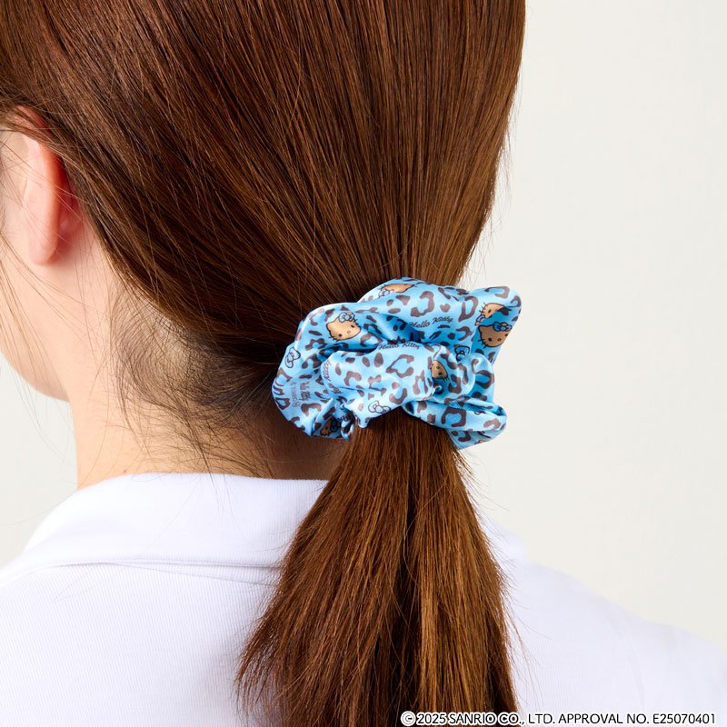 出所：ローソン公式サイト 『日焼けシリーズハローキティ』のオリジナルグッズ