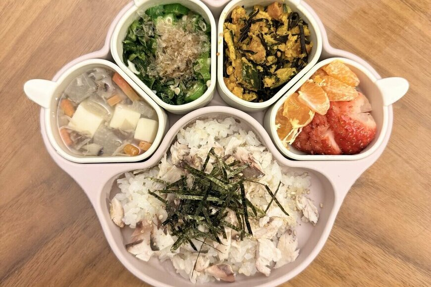 【娘の夕飯と自分の夕飯】激しすぎる差に思わず二度見　ワンオペママのリアルご飯に「わかりすぎる」