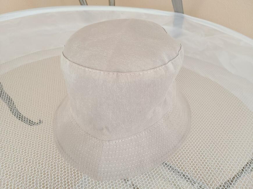 リバーシブルハット