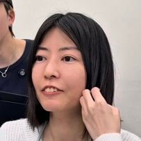 「めっちゃ綺麗に見えますね」髪のくせに悩む女性がショートボブでイメージチェンジ！「とても気に入りました！」と笑顔
