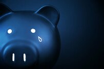 70歳代「おひとりさま世帯」貯蓄の平均額とは？70～79歳が受け取れる「厚生年金・国民年金」月額の一覧表