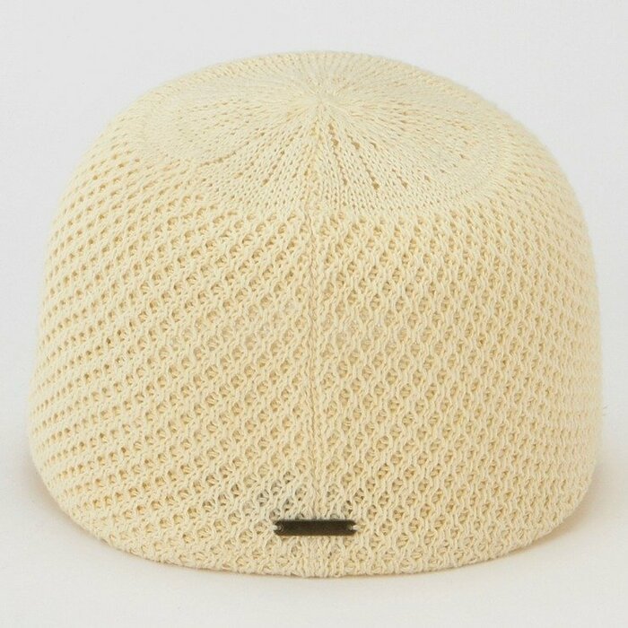 日差しが気になる季節のコーディネートのアクセントに最適