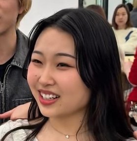 広がりやすい髪質でも「まとまるボブ」へ。ロングヘアからの印象チェンジ