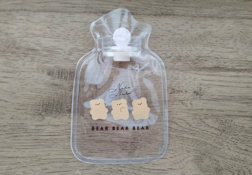 筆者撮影（セリア、ソフト湯たんぽ クリア クマ）