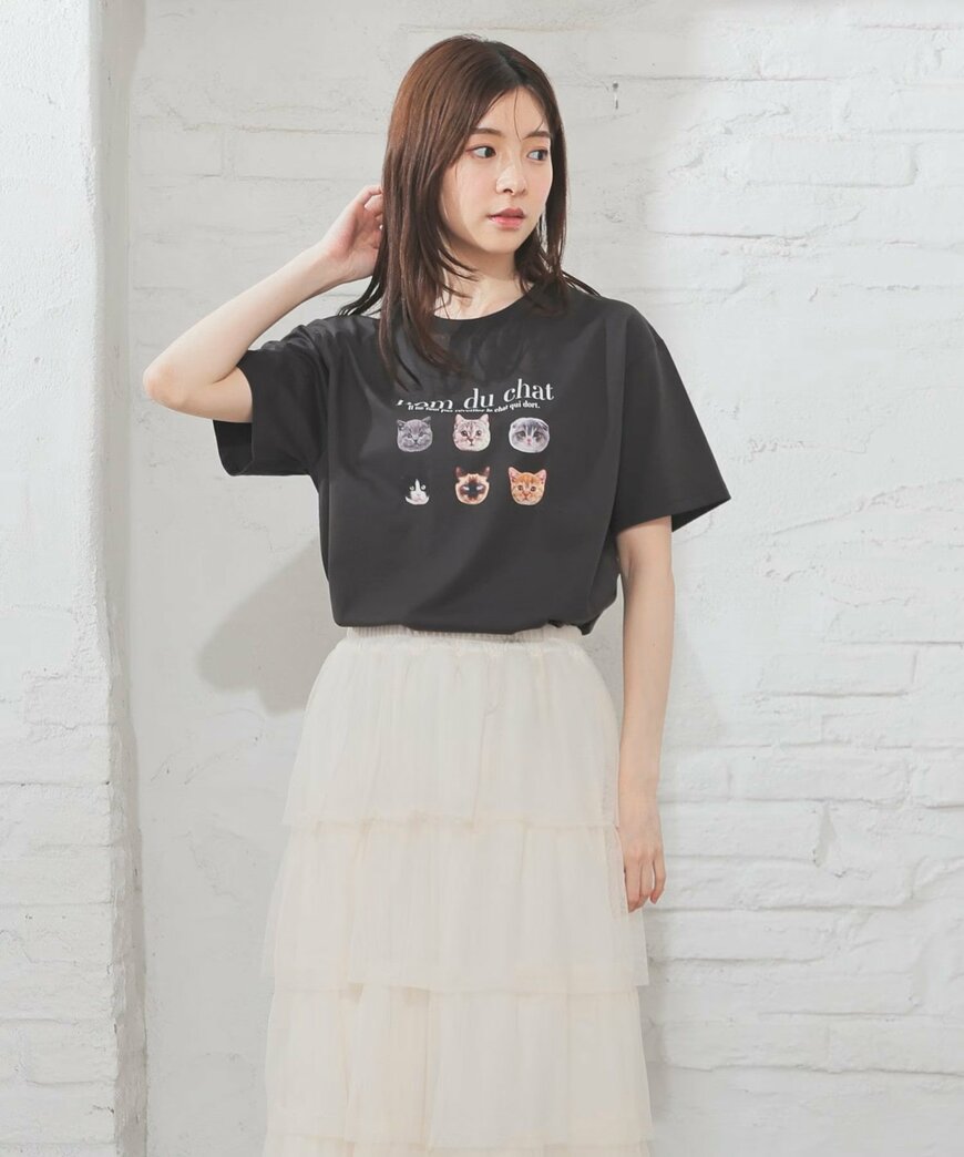 出所：ハニーズ公式　アニマルプリントＴシャツ