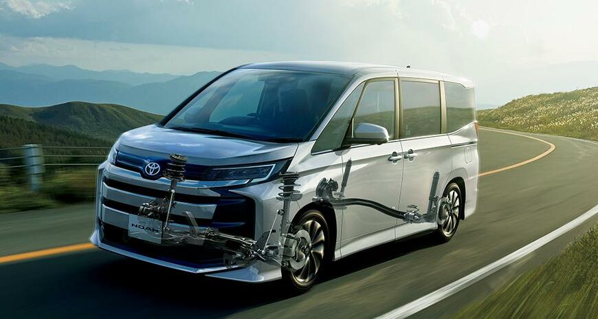 【ノアの自動車税】ファミリーに人気のミニバン！トヨタ「ノア」の自動車税はいくら？主要グレードとパワートレイン別の税額や減税について詳しく解説