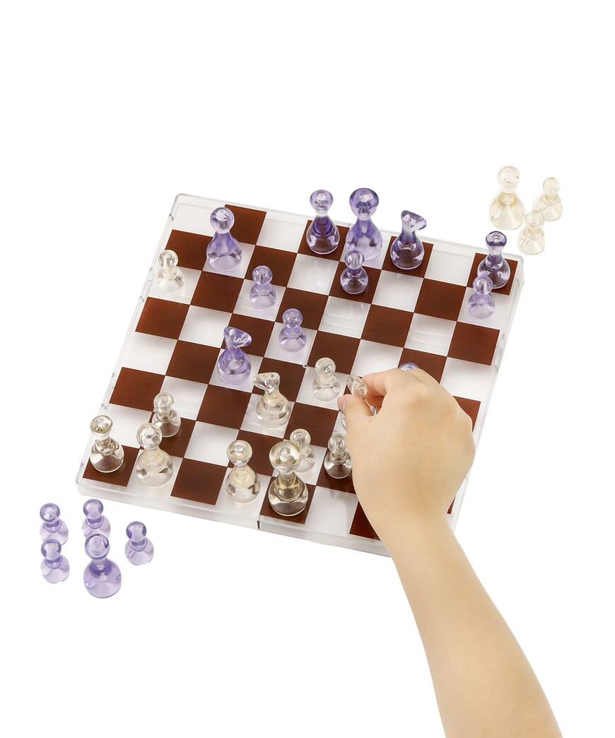 出所：パルグループ公式ファッション通販サイト 3COINS チェスセット