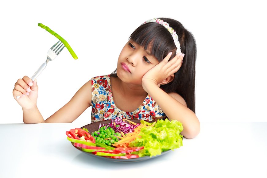 子どもがご飯を食べてくれない…みんな無理に食べさせてるの？
