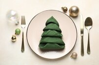 国民年金と厚生年金、60歳から90歳以上”ふつうの人”の「平均年金月額」はいくら？