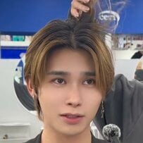 「色気ヘア」を目指して暗髪カラーへ…　ブルーブラックを取り入れた男性が「大人っぽい」仕上がりに満足