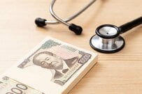 【介護保険料】いつから・いつまで・ひと月いくら支払うの？月々の保険料例《東京都新宿区：月収35万円の会社員、年金収入200万円のシニア》