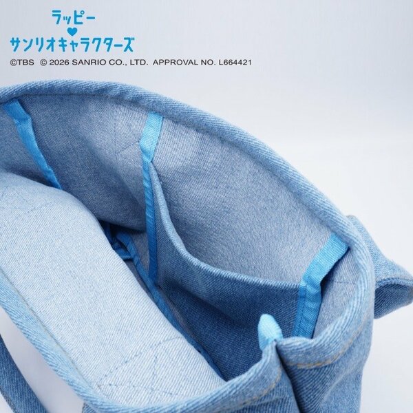 荷物の整理がしやすい内ポケット付きで便利