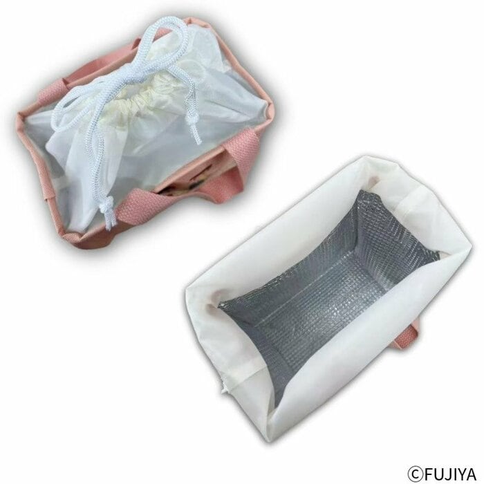 裏地にはアルミ蒸着フィルムを採用しています