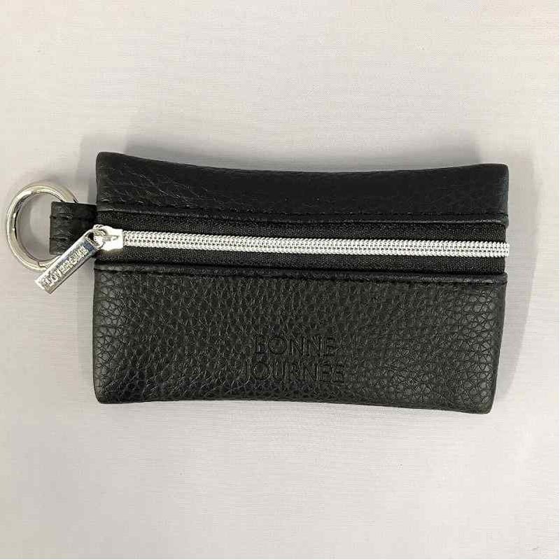 出所：キャンドゥ公式　LH9 スリムポーチ