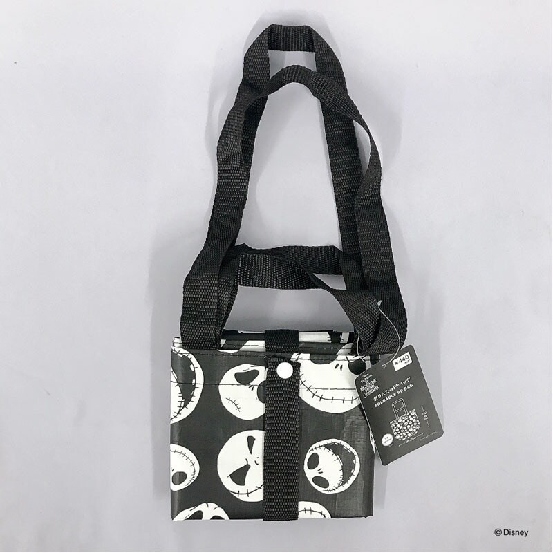 出所：キャンドゥ公式　【数量限定】ディズニー／折りたたみPPバッグ　ナイトメアー・ビフォア・クリスマス