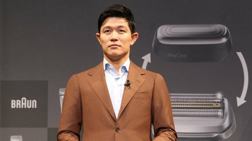 出所：P＆Gジャパン合同会社「『ブラウン シリーズ9Pro 美顔器ヘッド』で鈴木亮平さんのお肌も“つるすべぇ～”！？美容家IKKOさんレクチャーのもと、鈴木亮平さんが美顔器ヘッドを実体験！」