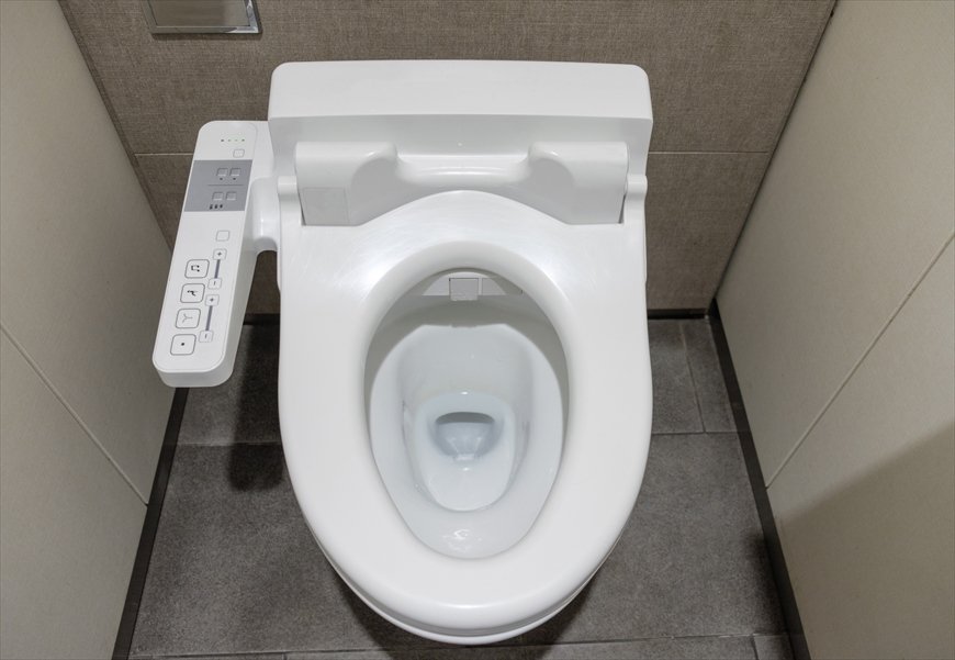 お店のトイレをタダで堂々と使うのは合理的？ 常識はずれ？