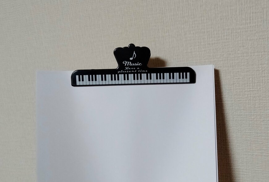 筆者撮影（セリア、クリップ 音楽柄 ロング）