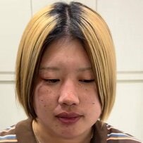 【大変身】カラーを活かしたい女性がハンサムショートで大胆イメチェン！黒色と金色のコントラストがより映える仕上がりに！