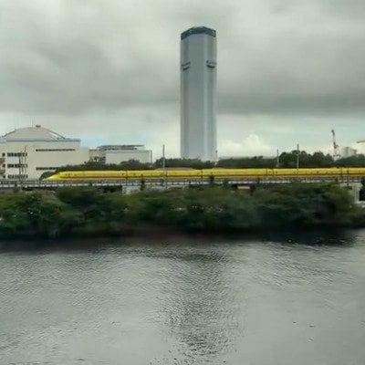電車で出勤途中にドクターイエローと遭遇！車内放送で知らせてくれた「粋な計らい」に思わず感動