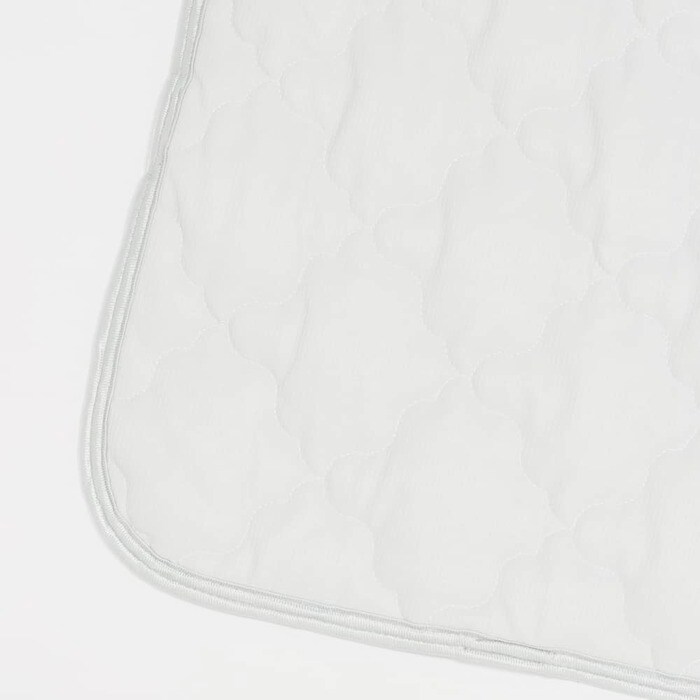 ワークマン　エアロクラスター敷きパッドシングル